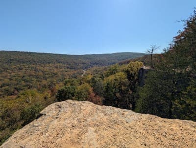Devil's Den State Park