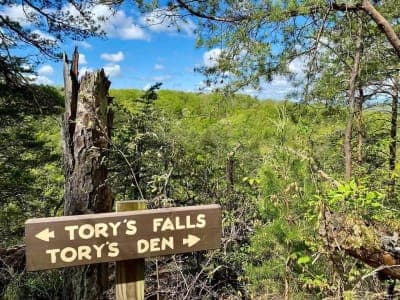 Hanging Rock State Park – Tory's Den Parking Area