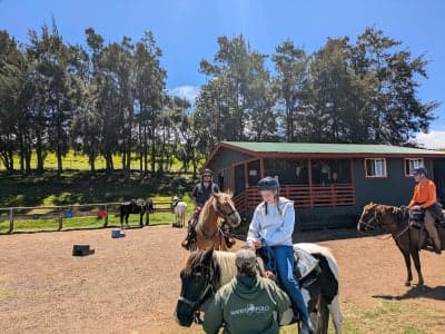 Kahua Ranch / Naʻalapa Stables
