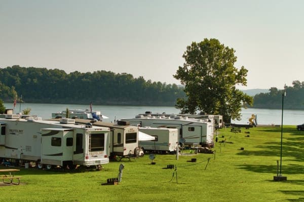 Green River Lake State Park
